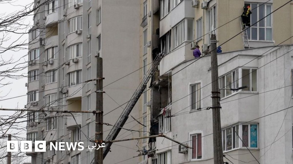 Russian Strikes Kill 14 in Ukraine; Kyiv Responds, Faces Government Reshuffle