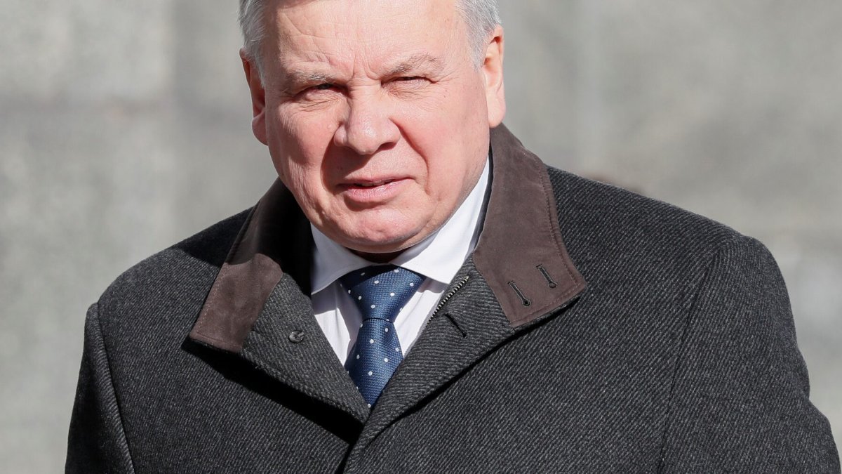 Ukraine's Defense Minister Mychajlo Fedorow Resigns Amid Cabinet Reshuffle