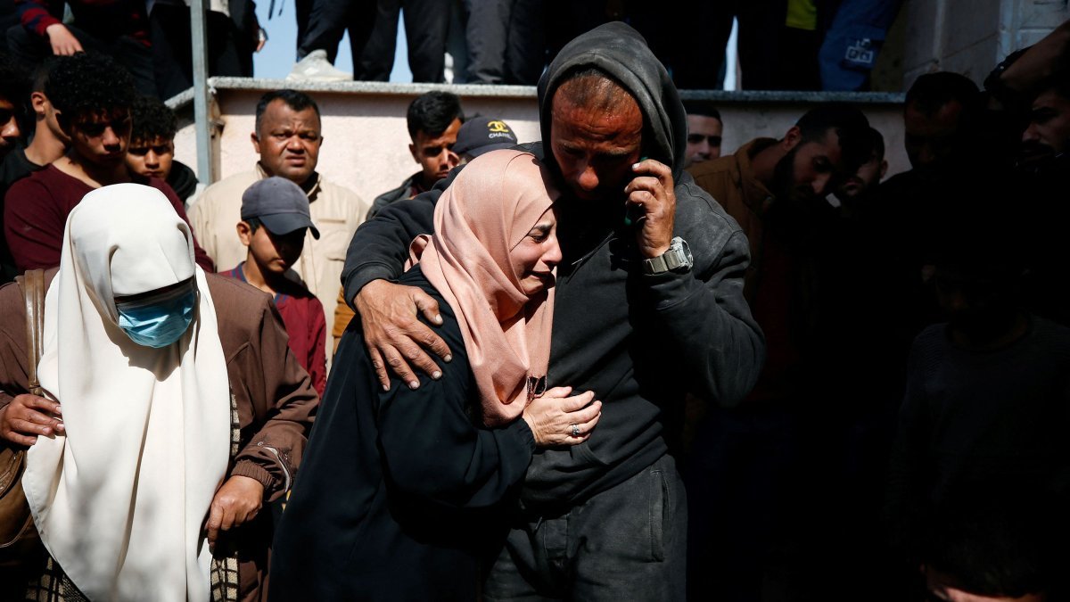 Israeli Strike Kills Seven at Gaza Police Post Amid Ceasefire Violations