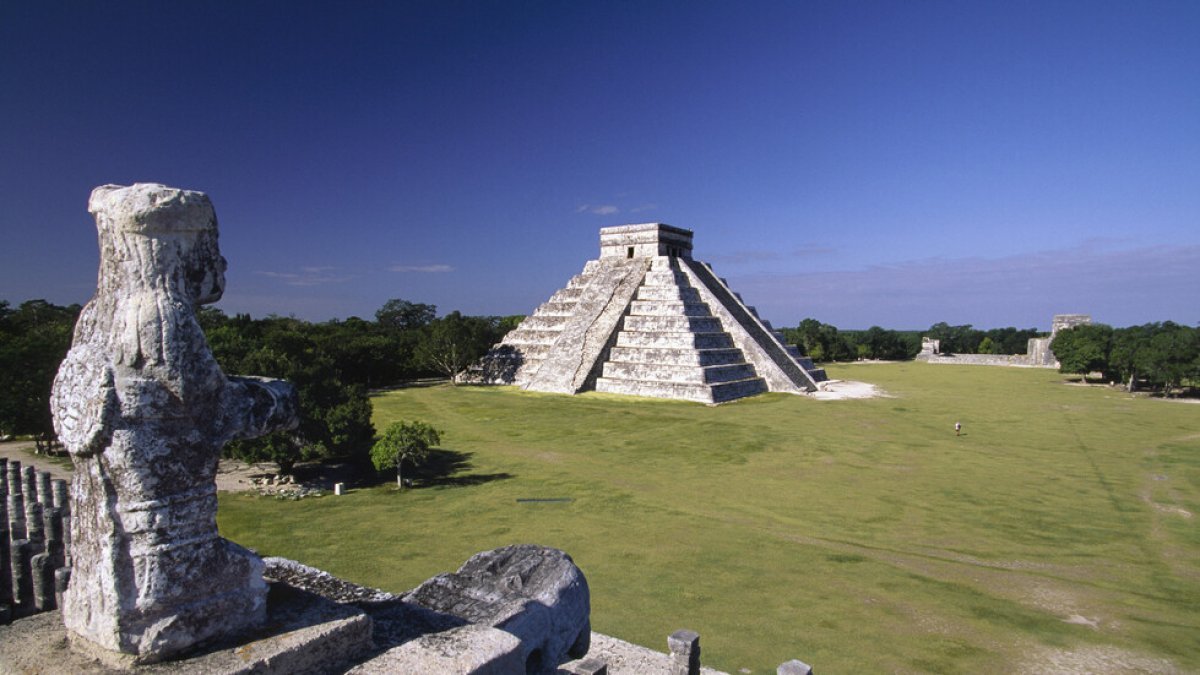 Ancient Mayan Astronomer's Name Deciphered from Guatemala Ruins